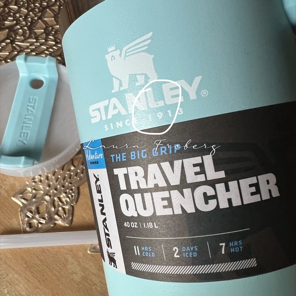 Stanley Aqua 40 Ounce OG Quencher - Picture 6 of 6